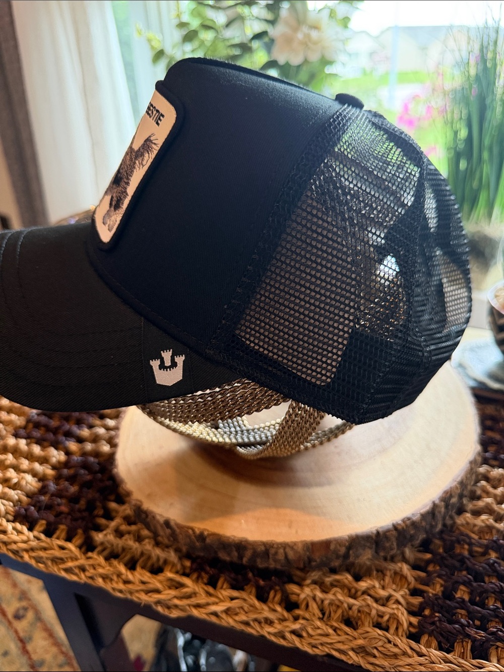 Goorin Bros The Farm Bestie Dog Trucker Hat Black NWT 101-1782 - Picture 3 of 4